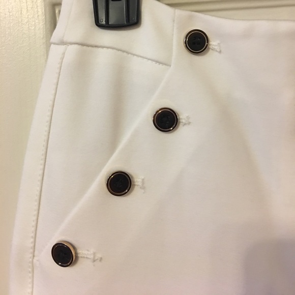 WHBM Ecru Ponte Pants - Picture 2 of 6